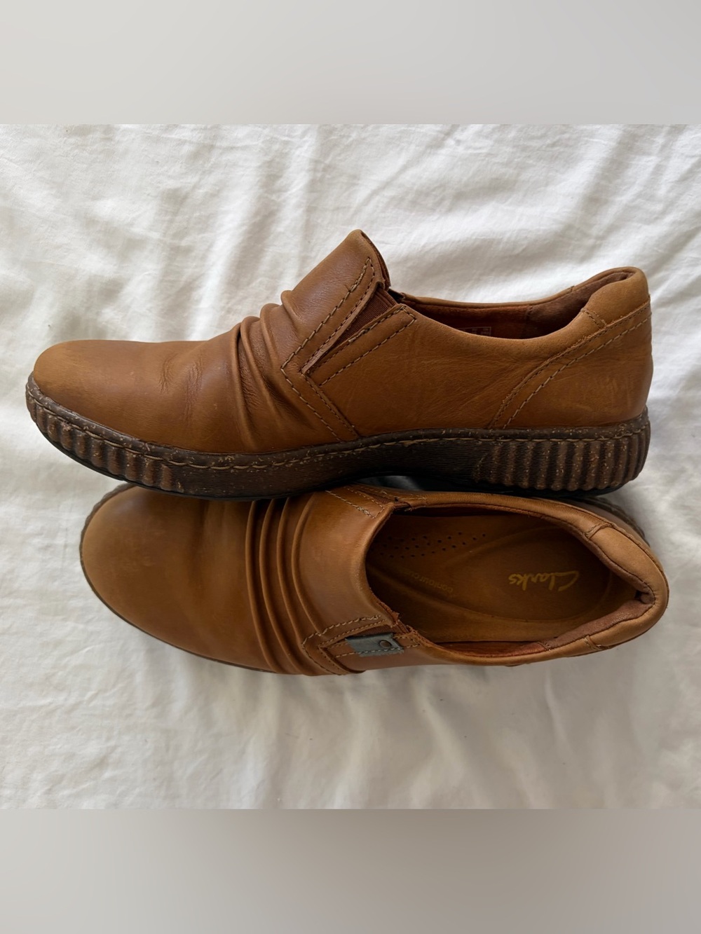 Clarks Magnolia Gorgeous Comfy-Women’s Slip-On Leather Loafers Cognac Brown 8